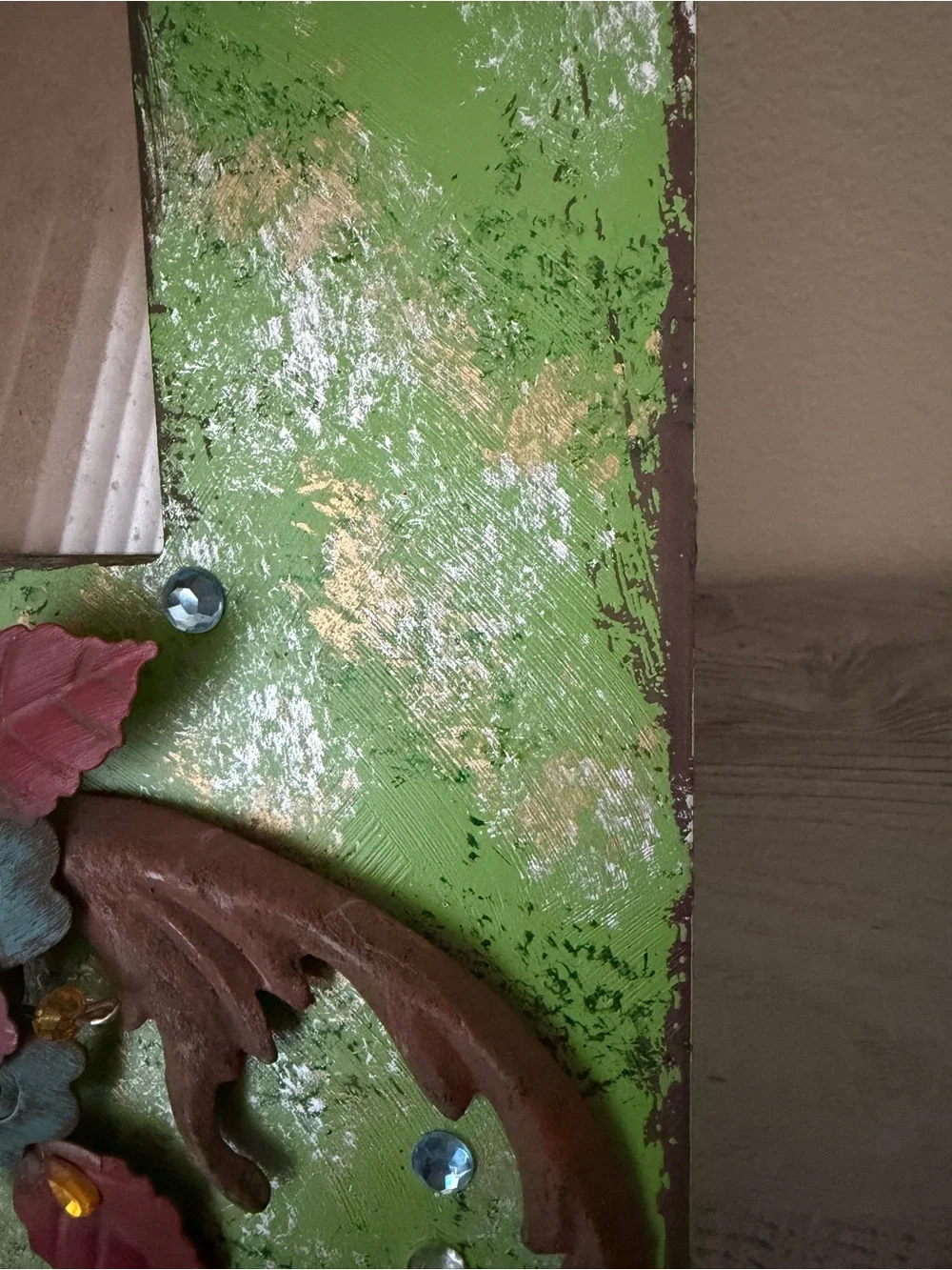 Metal Rhinestone Distressed Wood Photo Frame - Picture 5 of 15